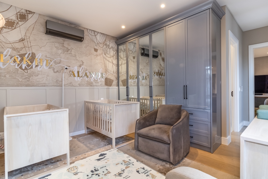 5 Bedroom Property for Sale in Val De Vie Estate Western Cape